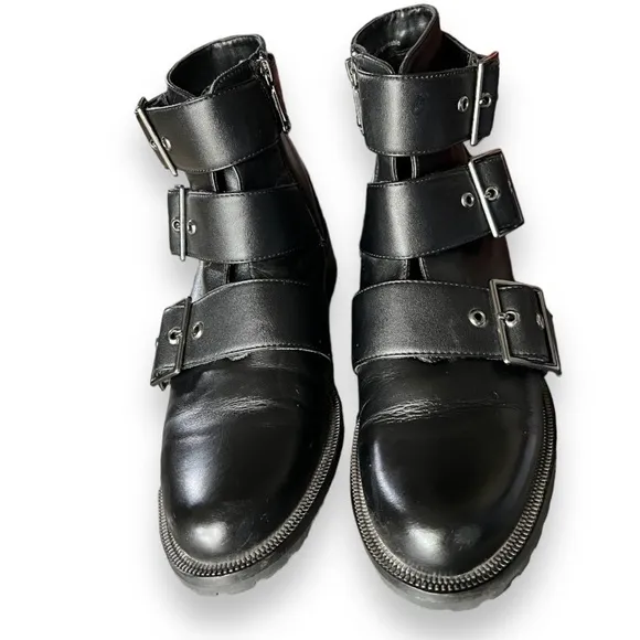 BLONDO Camila Waterproof Moto Bootie Size 9.5