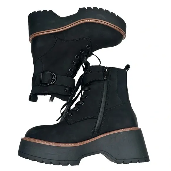 Blondo Goner Waterproof Platform Combat Boot in Black/Nubuck. Sz: 6.5