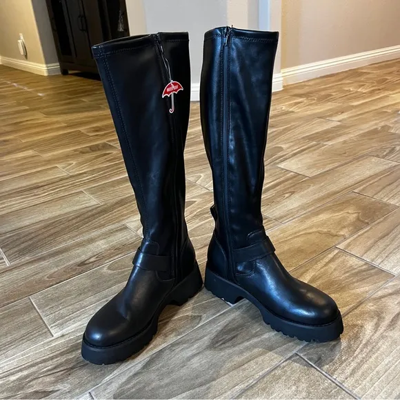 BLONDO NWOB WOMEN VIENNA FLEXIBLE WATERPROOF BLACK BOOTS SIZE 10