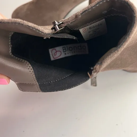 BLONDO Sienna Waterproof Suede Boot Bootie Womens 10 Light Brown new