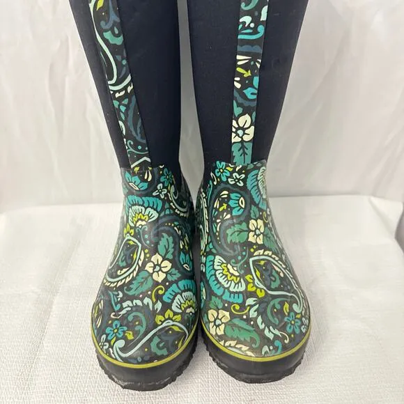 Bogs Boots Womens Size 7 Classic High Tuscany Green Waterproof Winter