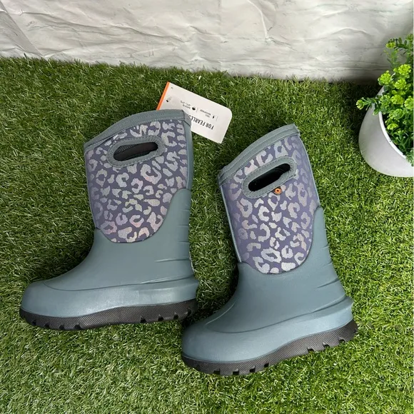 Bogs Kids' Neo-Classic Metallic Leopard Waterproof Winter Boots Sz 1 Misty Grey