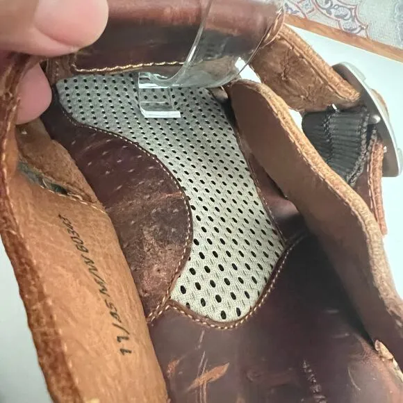 Born Brown Strap Sandals Leather Upper Size 11