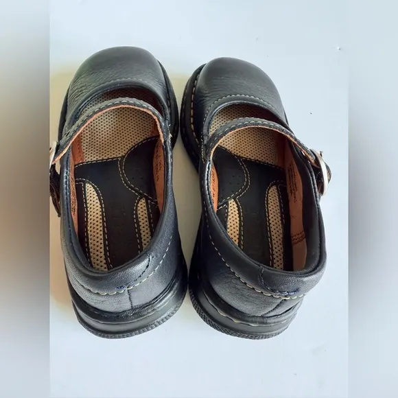 Born Girls Classic Mary Jane Shoes 7M Navy Leather Buckle Strap Comfort New Box