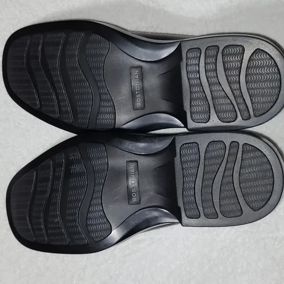 Bostonian 2 Pod Comfort Slip-On Dress Shoe's Size 9 Men's