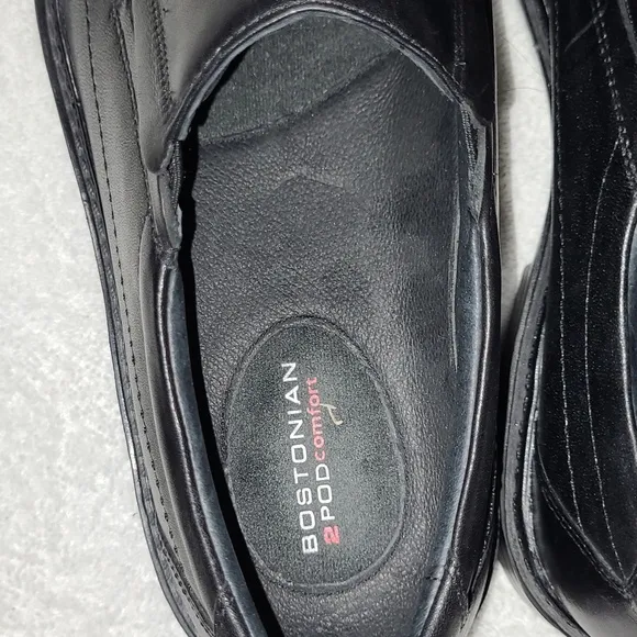 Bostonian 2 Pod Comfort Slip-On Dress Shoe's Size 9 Men's