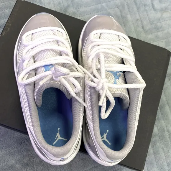 Brand new Jordan’s like for a five years old boy