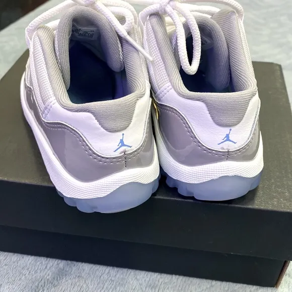 Brand new Jordan’s like for a five years old boy