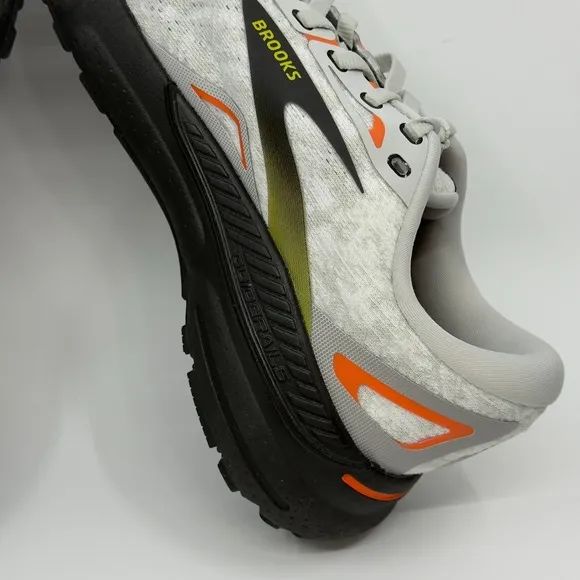 Brooks Adrenaline GTS 23 Mens 8 D White Gray Black Running Shoes Trainers