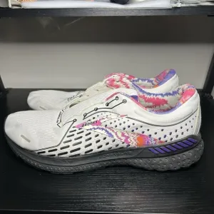 Brooks Adrenaline GTS 21 Mens 14 Shoes White Empower Her Road Running Support