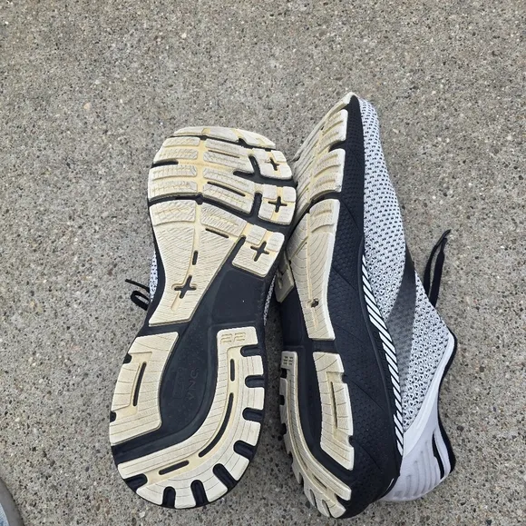 Brooks Athletic Shoes - Black and White