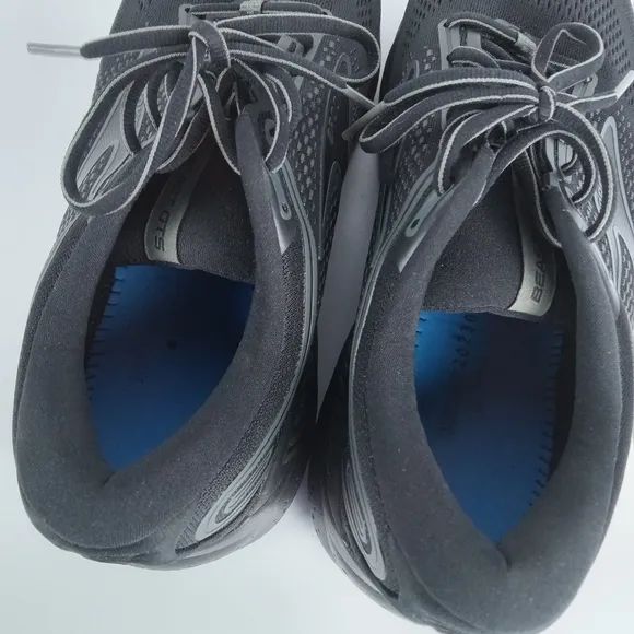 Brooks Beast GTS 23 Running Shoes Mens Size 9.5 Extra Wide Black Support Comfort