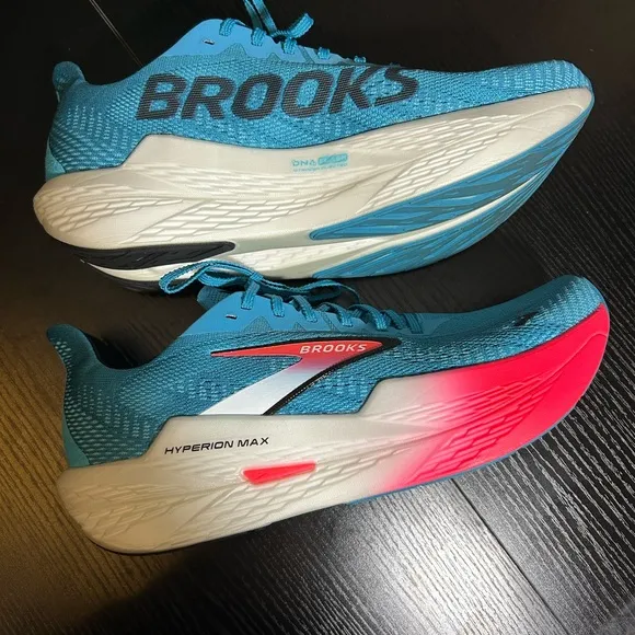 Brooks Hyperion 2 Max Running Shoes size 11 men