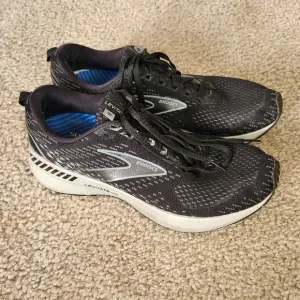 Brooks Levitate GTS 5 Running Shoes