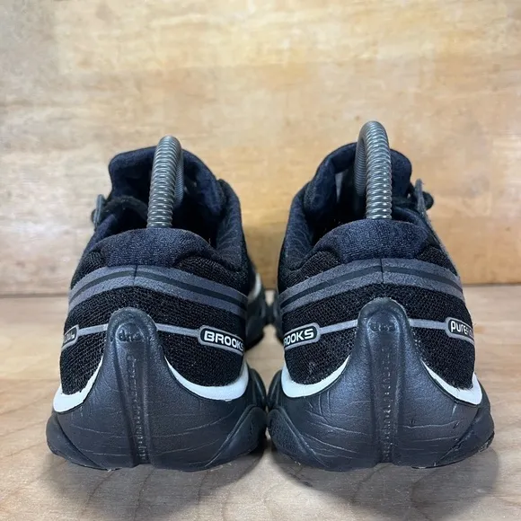 Brooks PureFlow 2 REFLECTIVE Mens Size 8 (D) Running Shoes Sneakers Black
