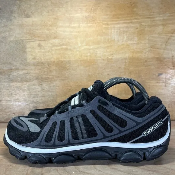 Brooks PureFlow 2 REFLECTIVE Mens Size 8 (D) Running Shoes Sneakers Black