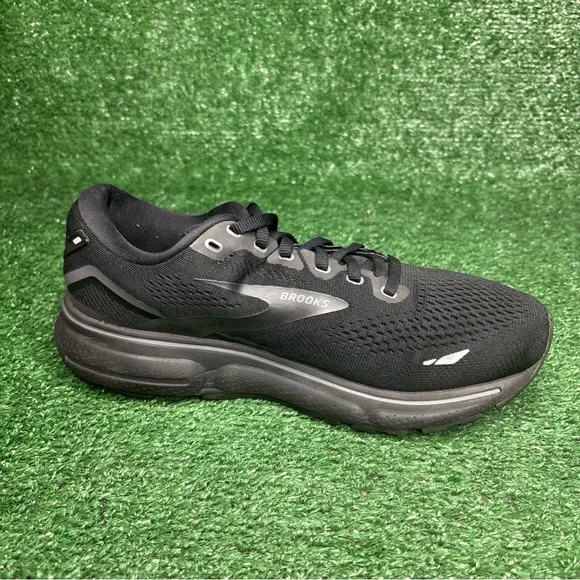 Brooks Womens Ghost 15 1203801D020 Black Running Shoes Sneakers Size 9.5 D Wide
