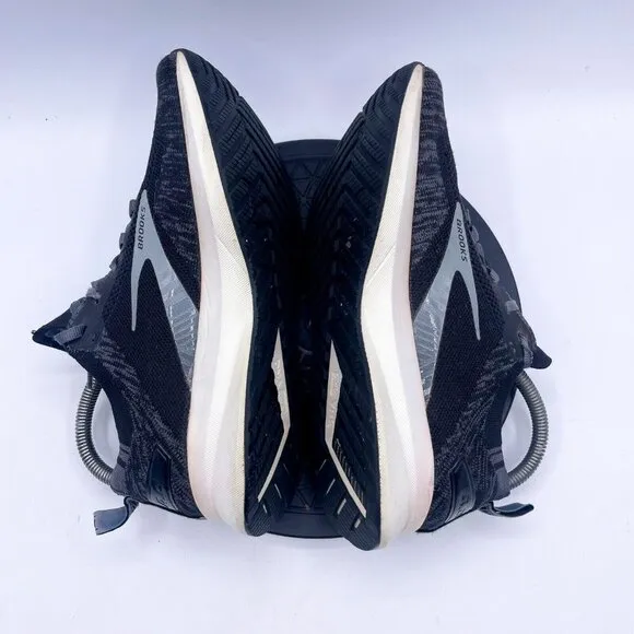 Brooks Womens Levitate 4 1203351B012 Black Running Shoes Sneakers Size 8B