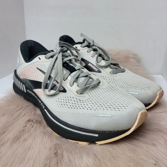 Brooks Womens Adrenaline GTS 22 Running Shoe Gray(missing insole) Size 9