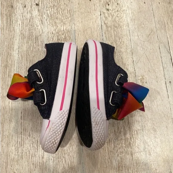 Bundle up and save  sneakers and dress shoes 8.5