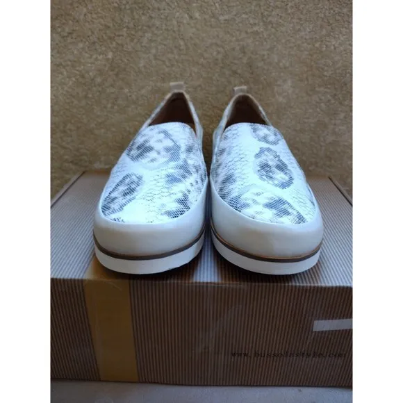 Bussola Comfort Loafer Walking Shoes Size 40 NWB