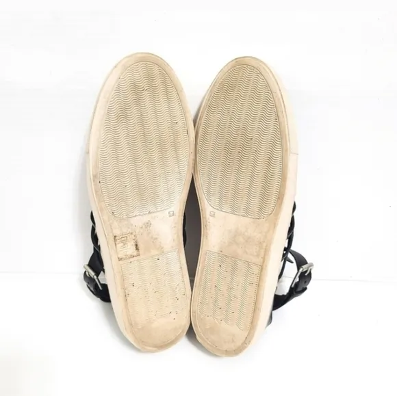 BUTTERO Cut-Out Leather Shoes in Black
