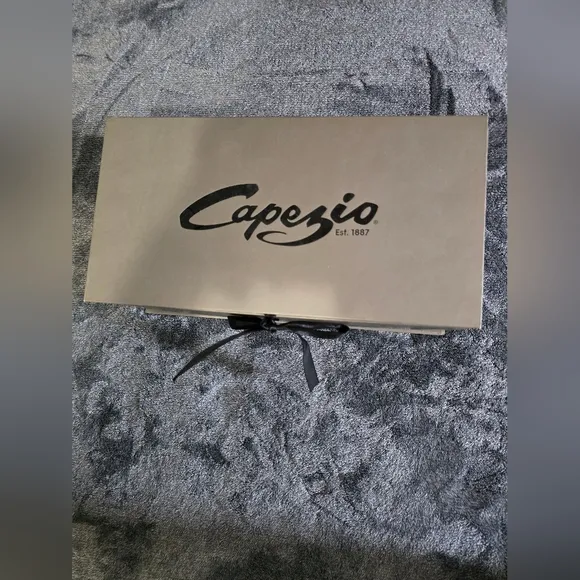 Capezio Ballroom Dance Shoes Sz 7.5 NWOT