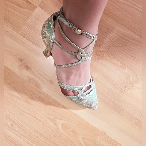 Capezio Ballroom Dance Shoes Sz 7.5 NWOT