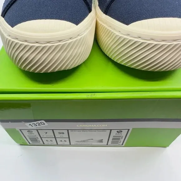 Cariuma Unisex Oca Low Canvas Sneaker Casual Shoes Lace-Up Navy Blue Size 5.5/7