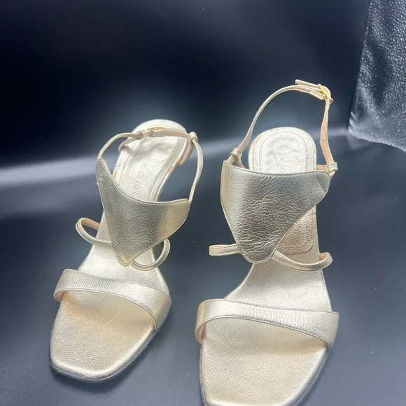 Casadei Metallic Gold Leather Ankle Strap Women’s Size 6 Made In Italy Gold Heel