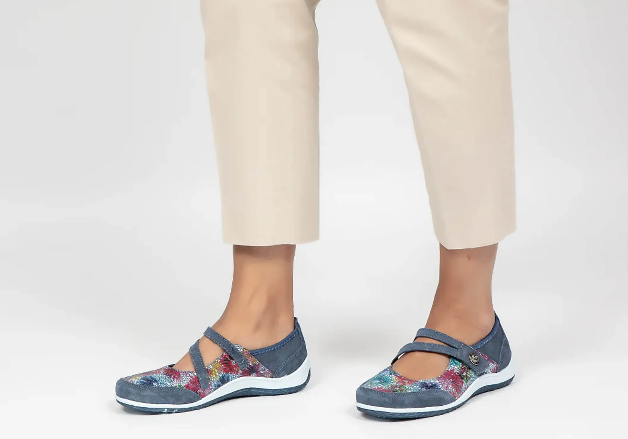 CC Resorts Jasmyn Womens Comfortable Mary Jane Shoes
