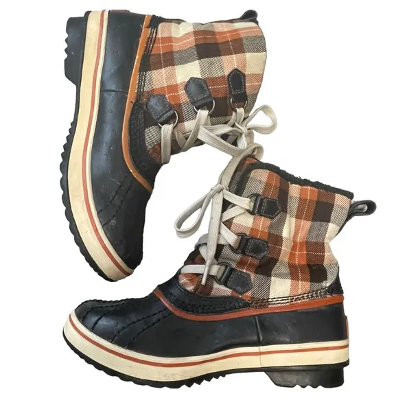 Children's Size 2 Sorel Plaid rain snow duck boots