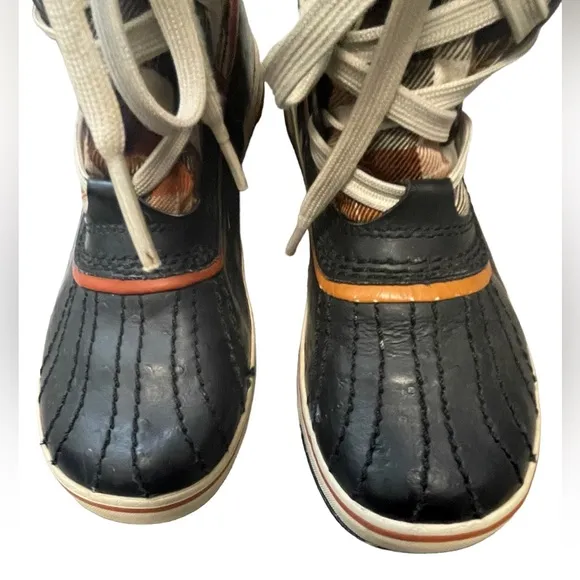 Children's Size 2 Sorel Plaid rain snow duck boots