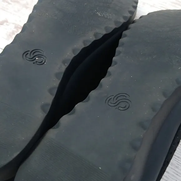 Clark's Cloudsteppers Soft Cushion Slip On Shoes