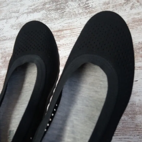 Clark's Cloudsteppers Soft Cushion Slip On Shoes