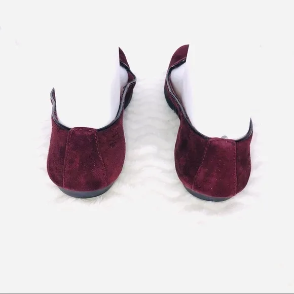 Clarks Collection Velvet Burgundy Red Loafers