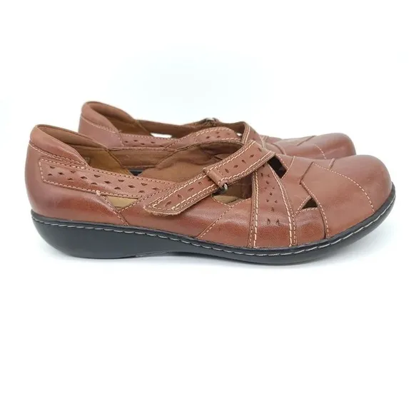 Clarks Collection Shoes Size 10 Ashland Spin Q Cushion Comfort Shoe Womens