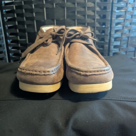 CLARKS Men's Brown Leather Shoes Chukka Boots Excel Used Cond 10.5 Little Wear