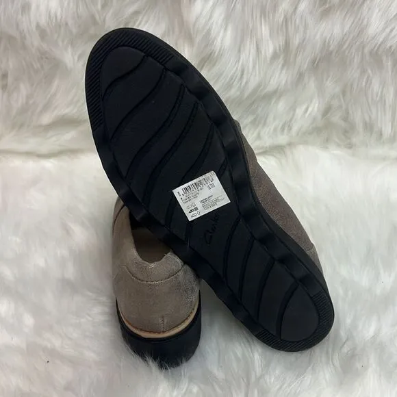 Clarks Sharon Dasher Pewter Suede Loafers Knotted Size 10 Bin15