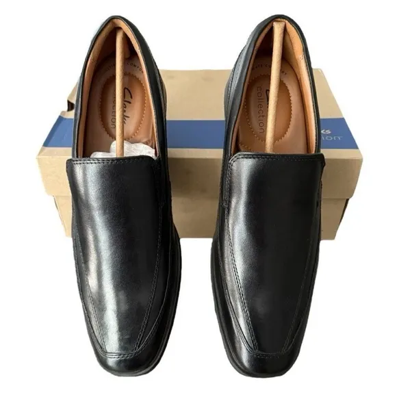 Clarks Tilden Free Black Leather Upper Men’s Loafer Slip Ons Men’s Size 9 W