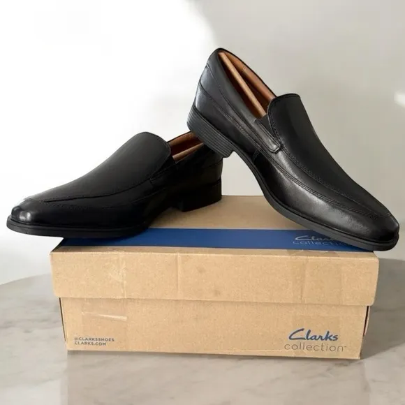 Clarks Tilden Free Black Leather Upper Men’s Loafer Slip Ons Men’s Size 9 W