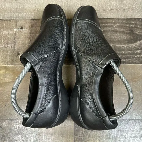 Clark’s Women’s Size 10 Cora Giny Loafers Black Leather Zip Up Slip On Shoes