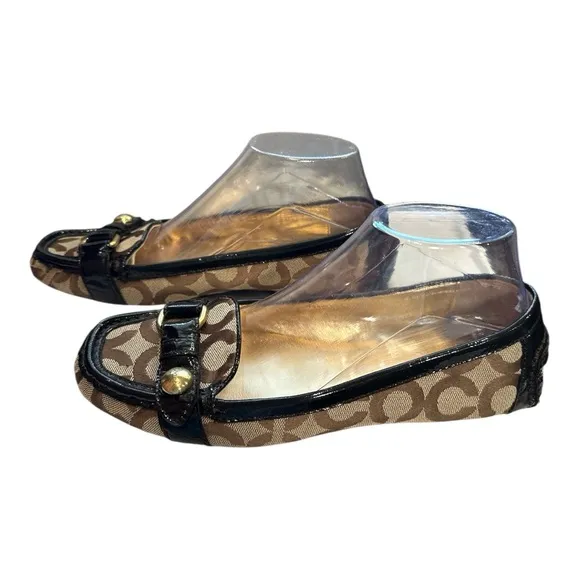 Coach Women's Brown Loafers
