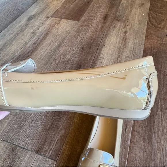 Cole Haan nude patent leather Tali lock loafers size 7.5 B
