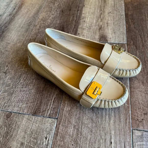 Cole Haan nude patent leather Tali lock loafers size 7.5 B