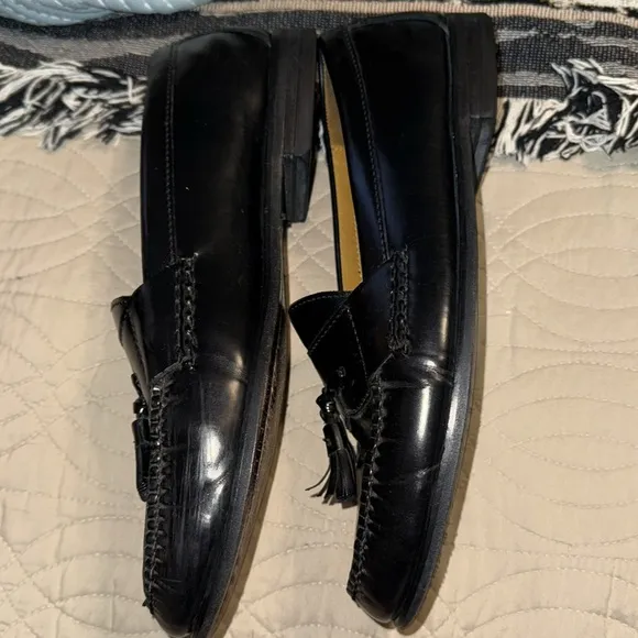 🌹COLE HAAN PINCH TASSEL LOAFERS