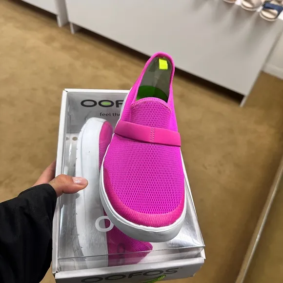COPY - OOFOS Women's Pink Slip-On Shoes