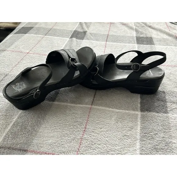 DANSKO Melina Ankle Strap Black Leather Open-toe Sandals Women's EU 40. Support