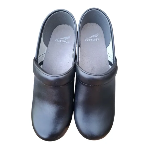 Dansko Professional Black Women's Clogs Shoes Size 39