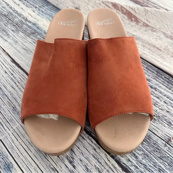 Dansko Sandals Maci Rust Coral Nubuck Leather Slip On Shoes Women